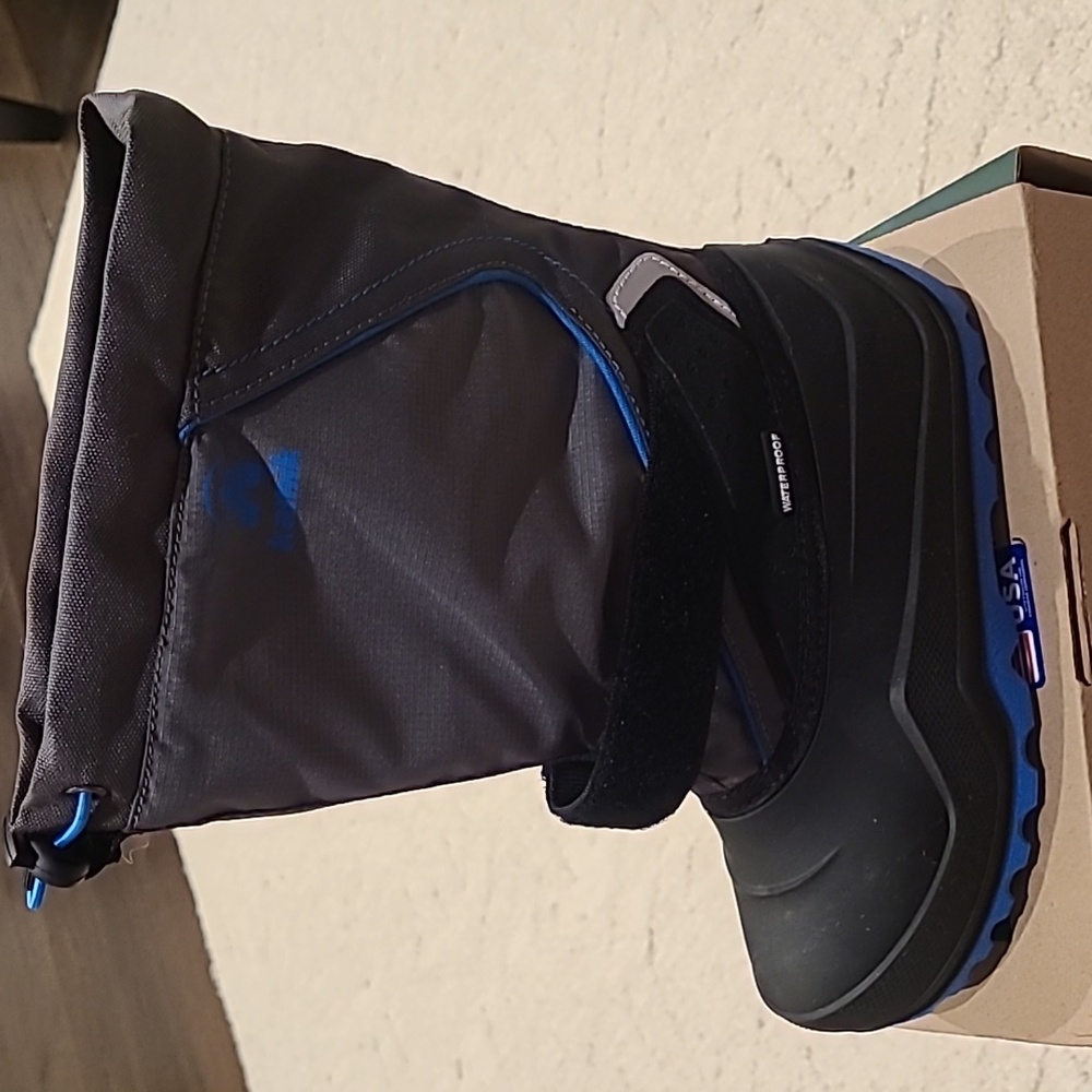 Snow boots - Picture 4 of 4